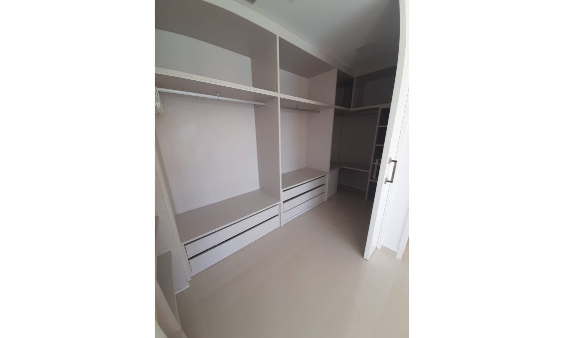 Használt Ingatlanok - Villa -
San Miguel de Salinas - Inland