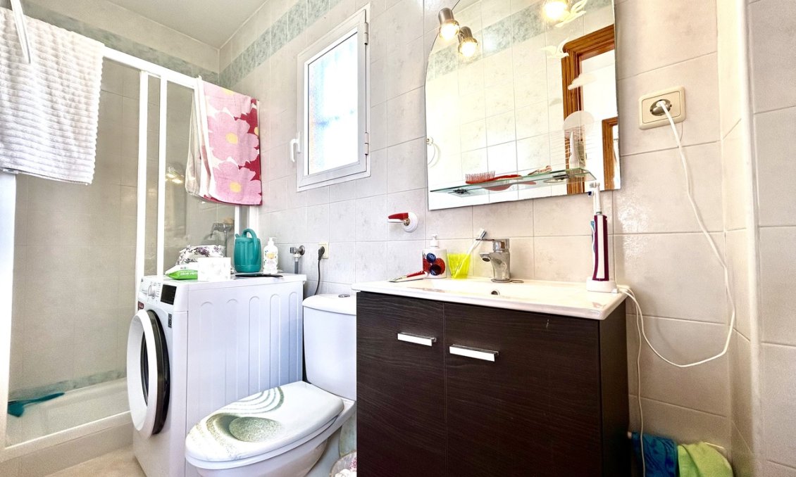 Használt Ingatlanok - Tetőtéri lakás -
La Zenia - Costa Blanca