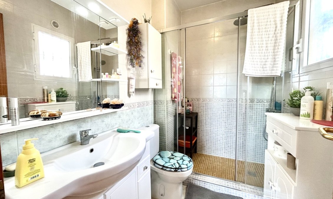 Használt Ingatlanok - Tetőtéri lakás -
La Zenia - Costa Blanca