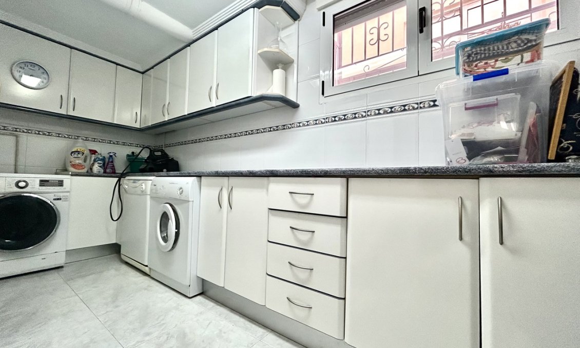 Használt Ingatlanok - Villa -
Pinar de Campoverde - Inland