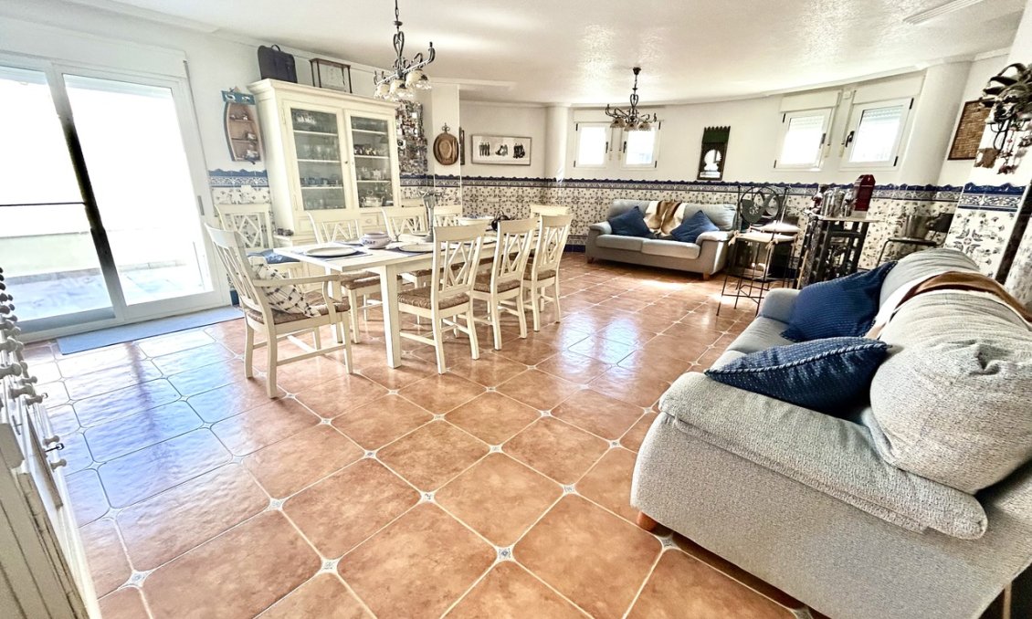 Használt Ingatlanok - Villa -
Pinar de Campoverde - Inland