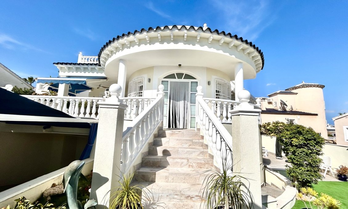 Használt Ingatlanok - Villa -
Pinar de Campoverde - Inland