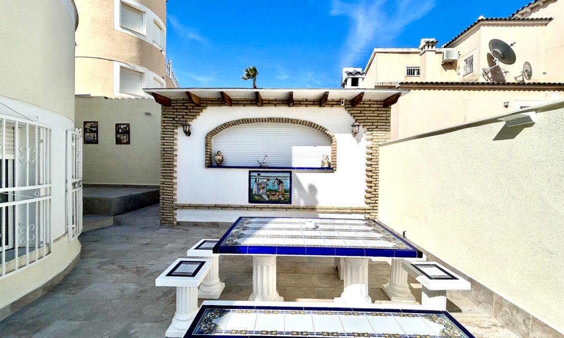 Használt Ingatlanok - Villa -
Pinar de Campoverde - Inland