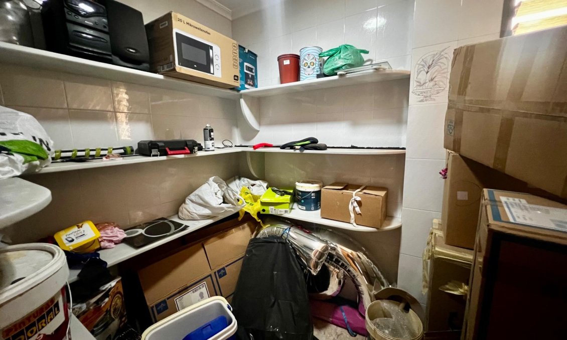 Resale - Apartment -
Rojales