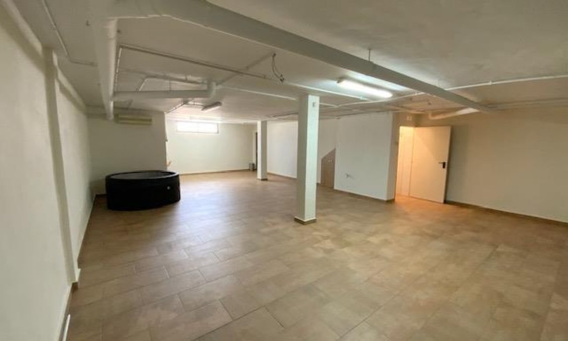 Használt Ingatlanok - Villa -
Roldan - Inland