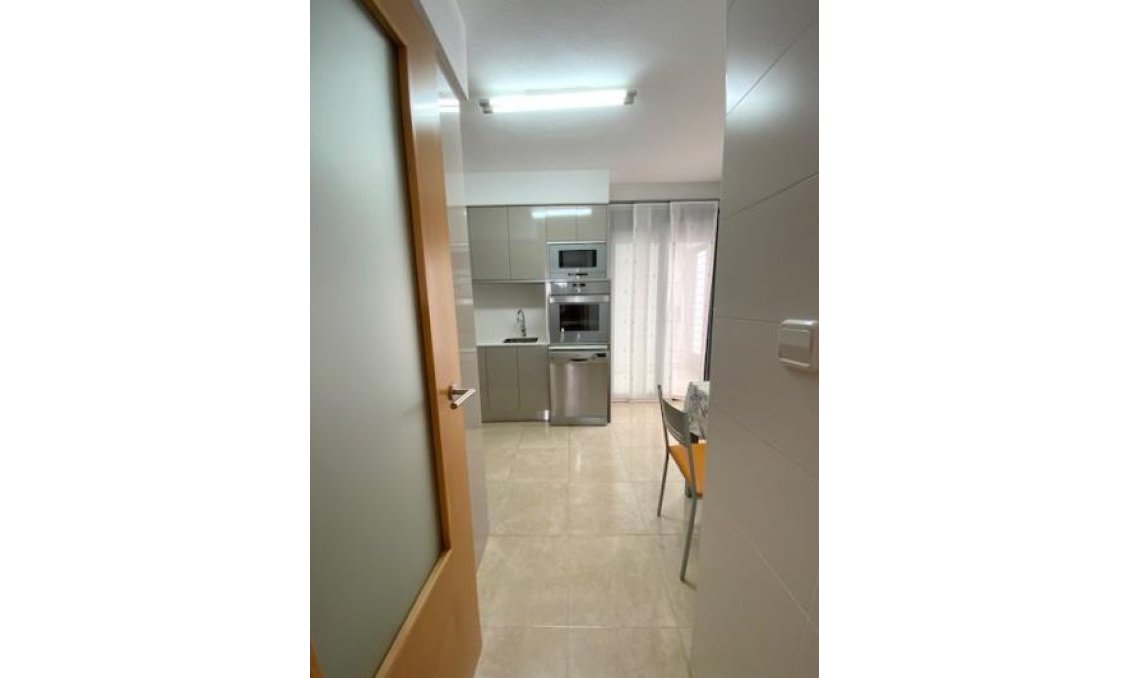 Használt Ingatlanok - Villa -
Roldan - Inland