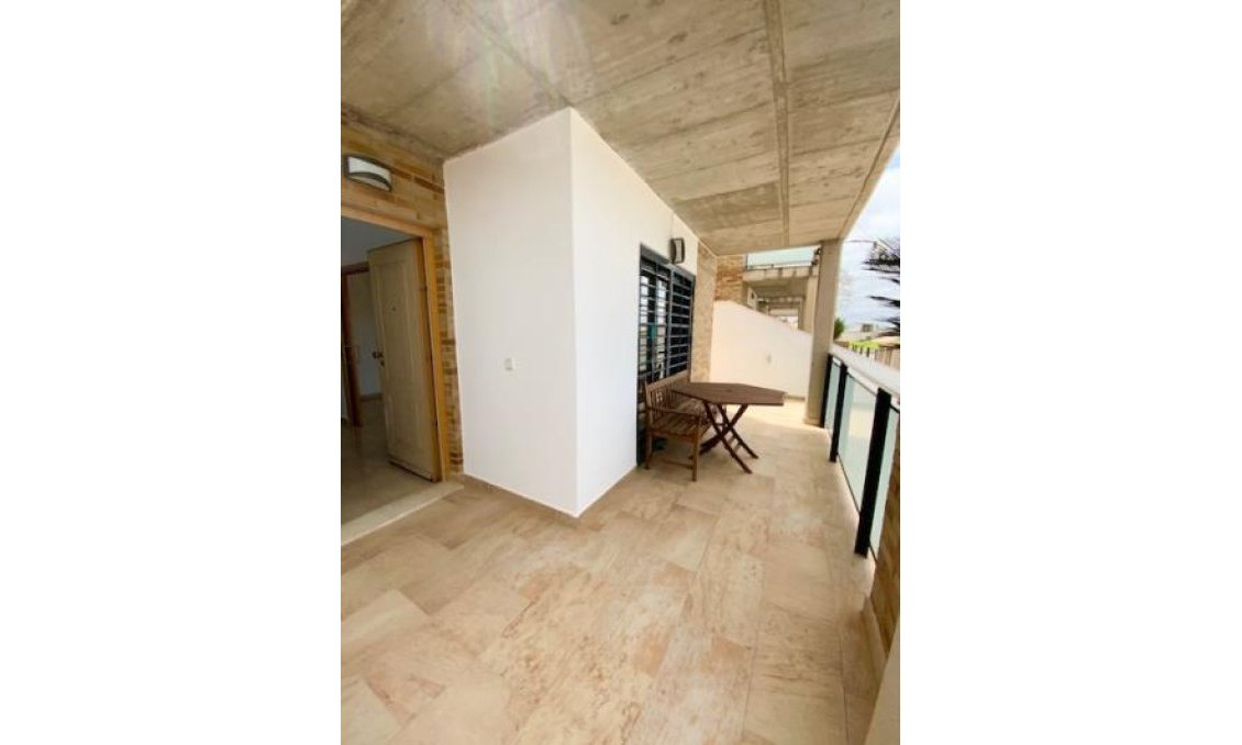 Használt Ingatlanok - Villa -
Roldan - Inland