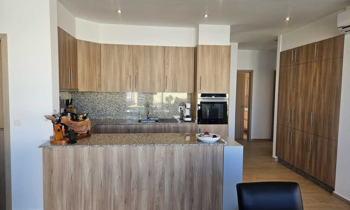 Használt Ingatlanok - Villa -
Torrevieja - Costa Blanca