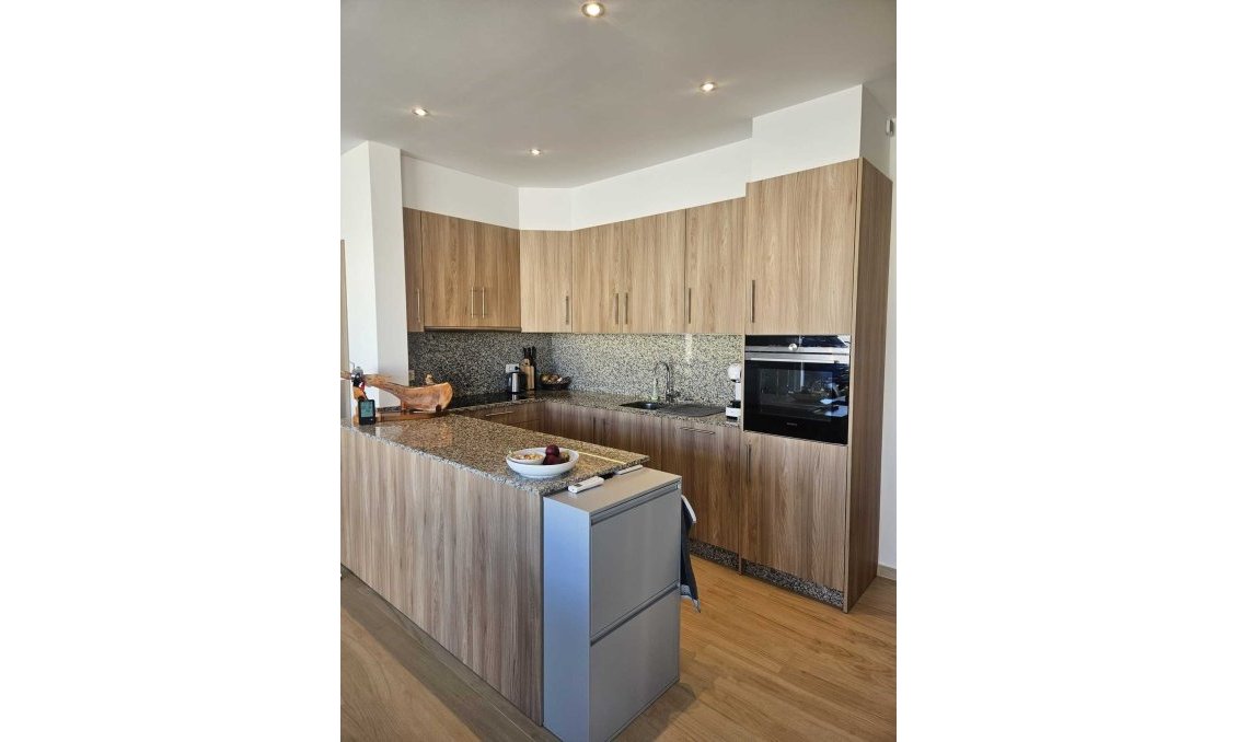 Használt Ingatlanok - Villa -
Torrevieja - Costa Blanca