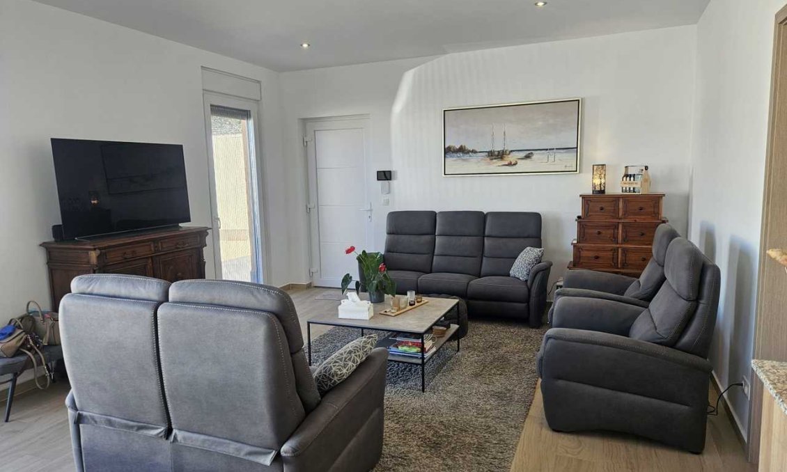 Használt Ingatlanok - Villa -
Torrevieja - Costa Blanca