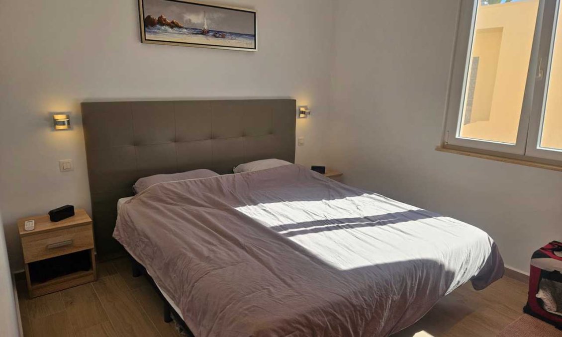 Használt Ingatlanok - Villa -
Torrevieja - Costa Blanca