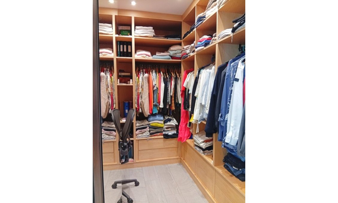 Resale - Villa -
La Finca Golf Resort - Inland