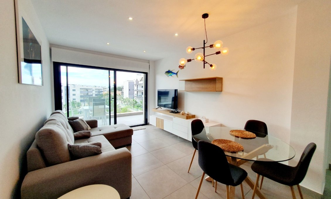 Használt Ingatlanok - Apartman -
Orihuela Costa - Costa Blanca