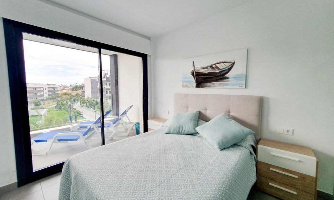 Használt Ingatlanok - Apartman -
Orihuela Costa - Costa Blanca