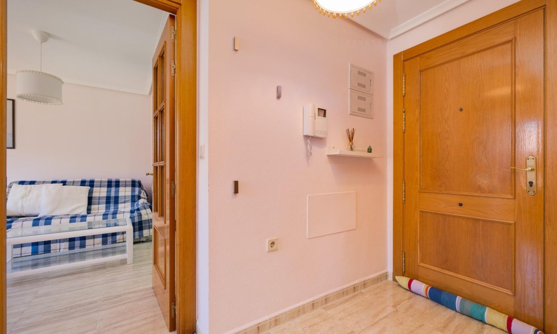 Használt Ingatlanok - Tetőtéri lakás -
Torrevieja - Centrum