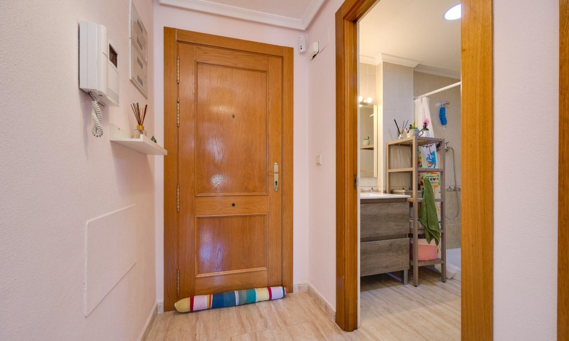 Használt Ingatlanok - Tetőtéri lakás -
Torrevieja - Centrum