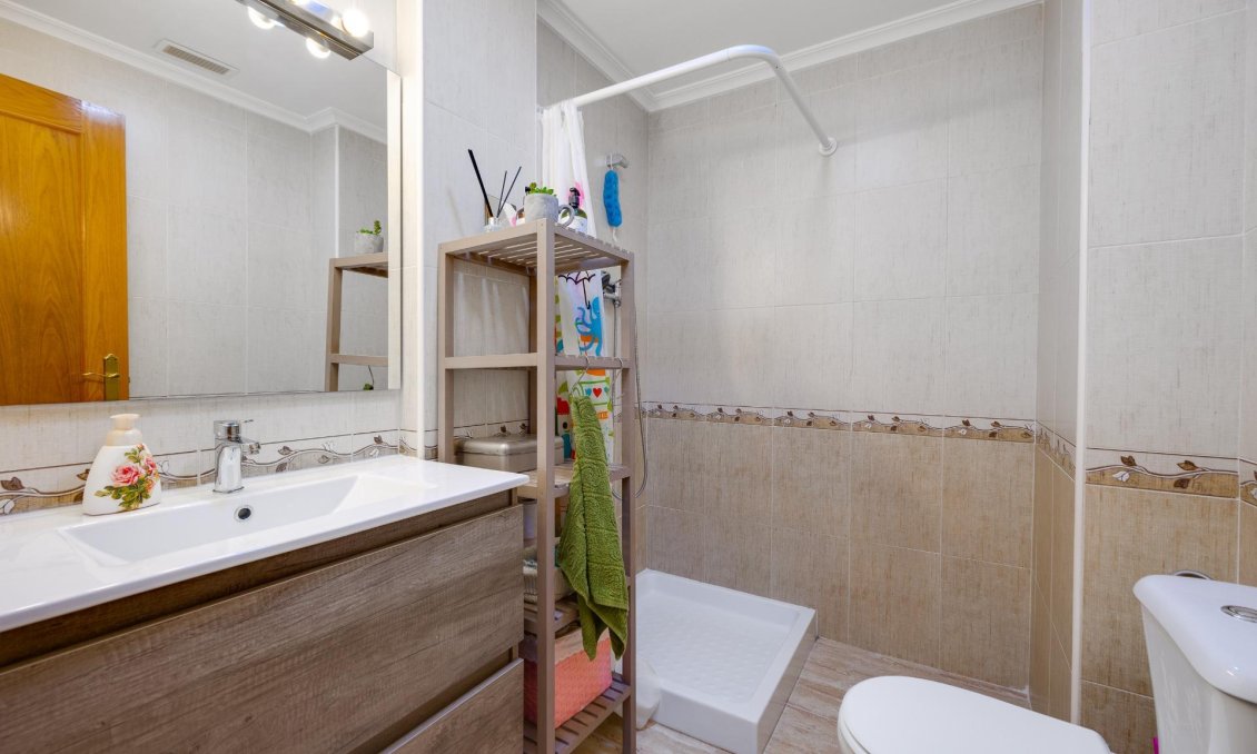 Használt Ingatlanok - Tetőtéri lakás -
Torrevieja - Centrum