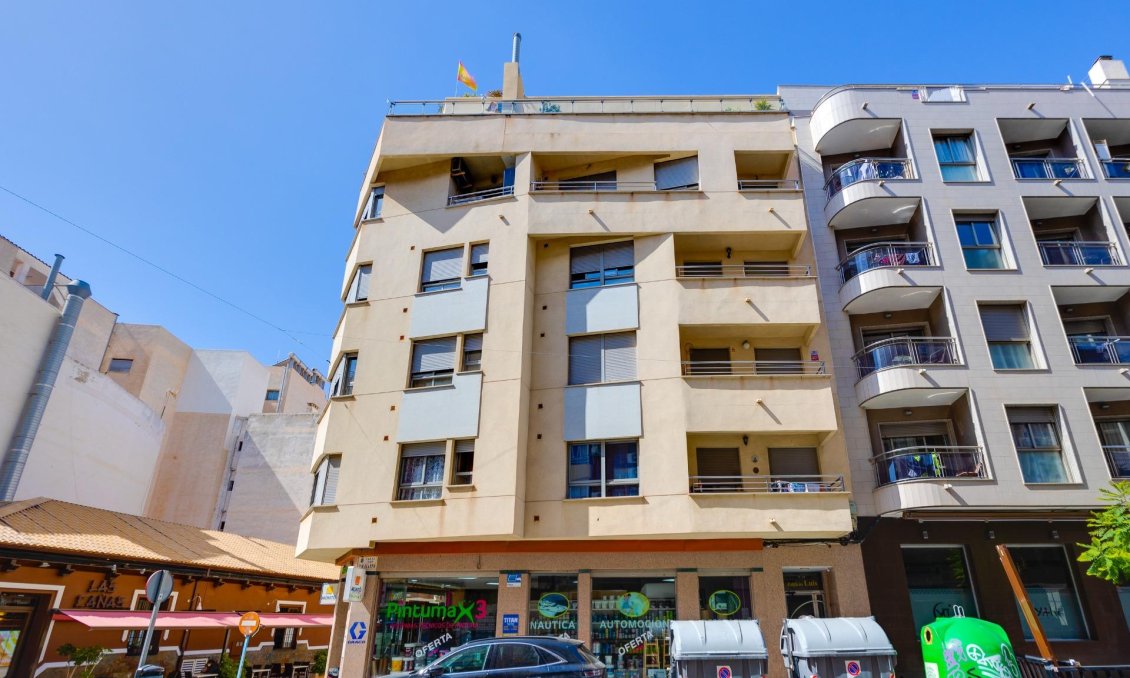 Használt Ingatlanok - Tetőtéri lakás -
Torrevieja - Centrum