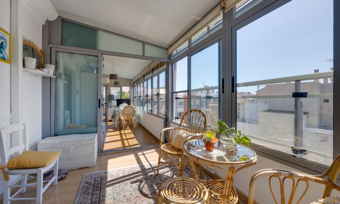 Használt Ingatlanok - Tetőtéri lakás -
Torrevieja - Centrum