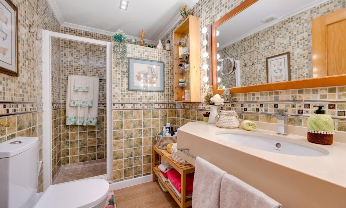 Használt Ingatlanok - Tetőtéri lakás -
Torrevieja - Centrum