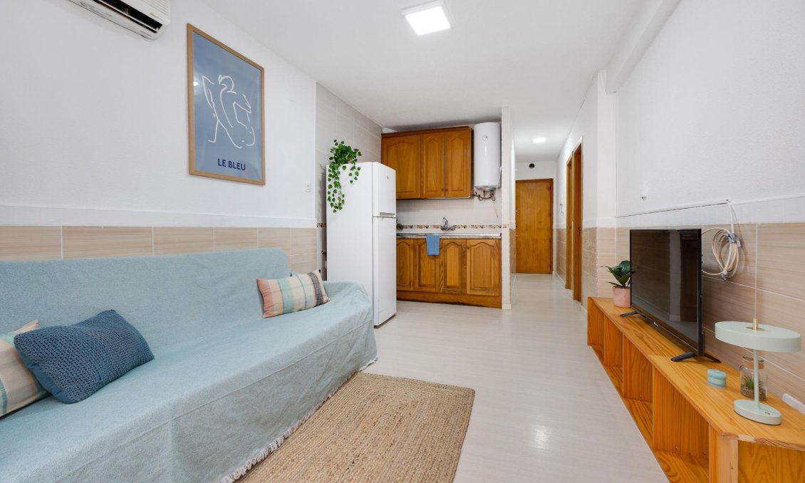 Használt Ingatlanok - Apartman -
Torrevieja - Cabo Cervera