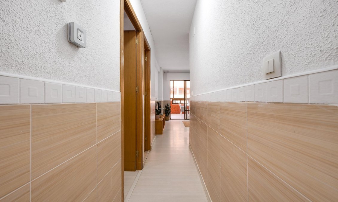 Használt Ingatlanok - Apartman -
Torrevieja - Cabo Cervera