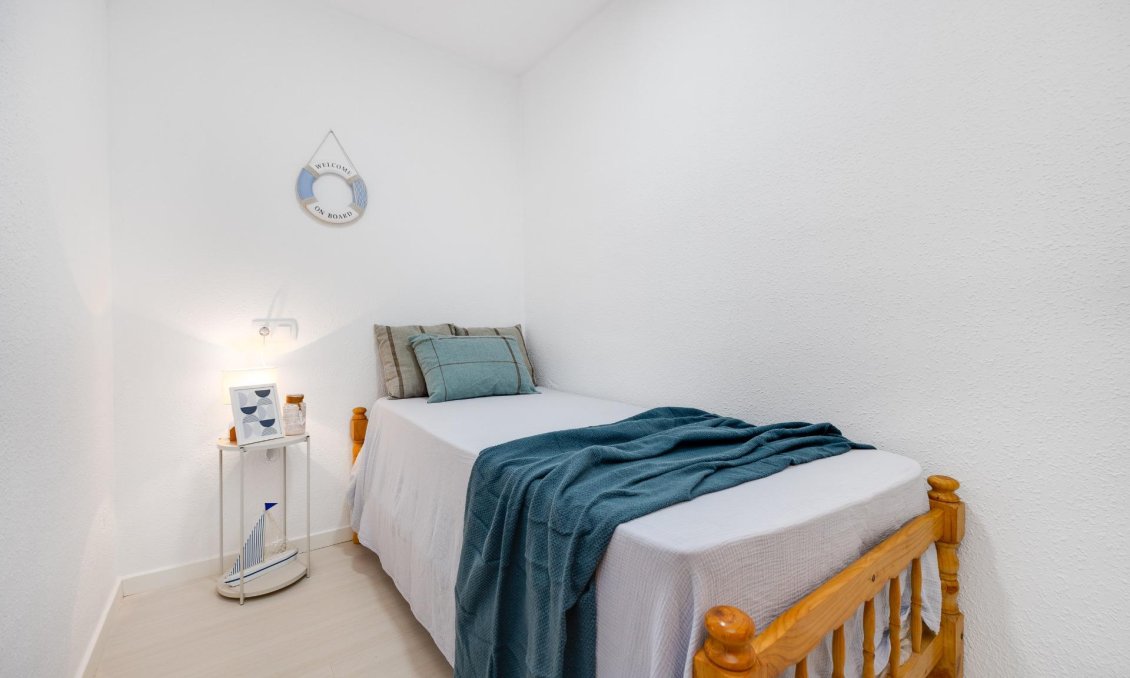 Használt Ingatlanok - Apartman -
Torrevieja - Cabo Cervera