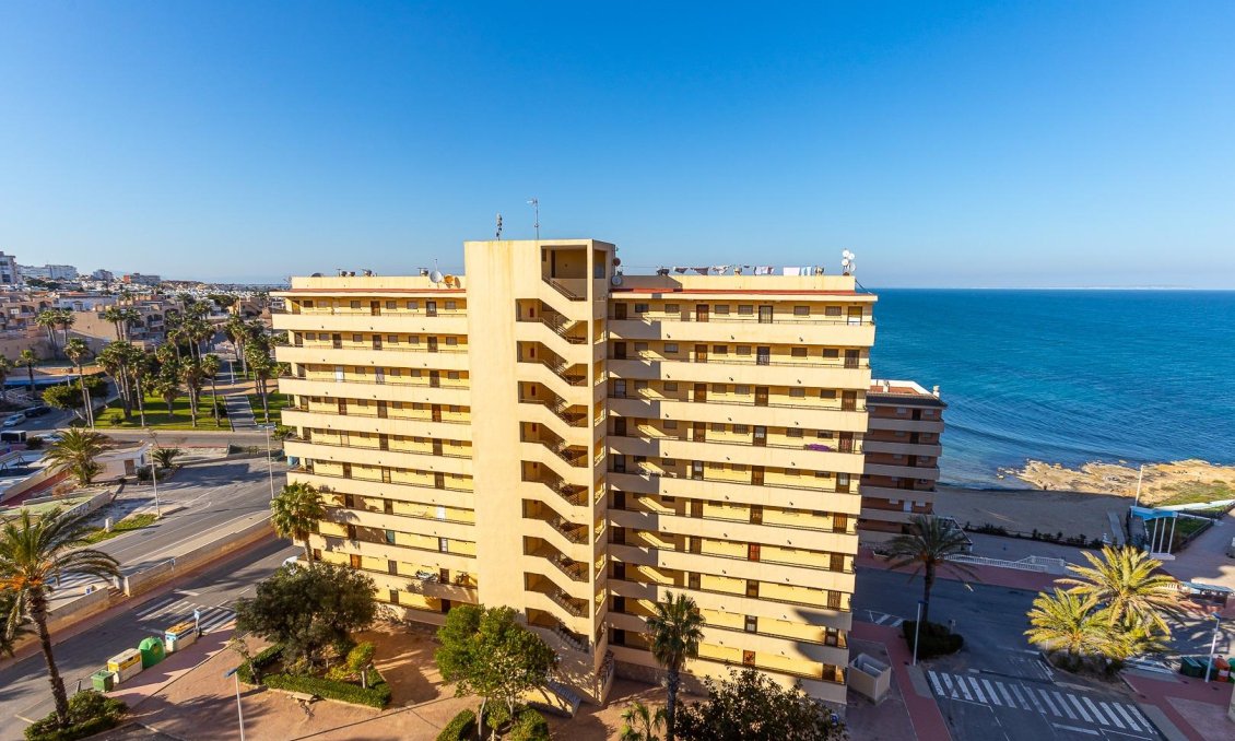 Használt Ingatlanok - Apartman -
Torrevieja - Cabo Cervera