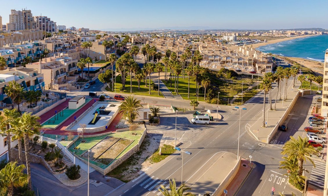 Használt Ingatlanok - Apartman -
Torrevieja - Cabo Cervera