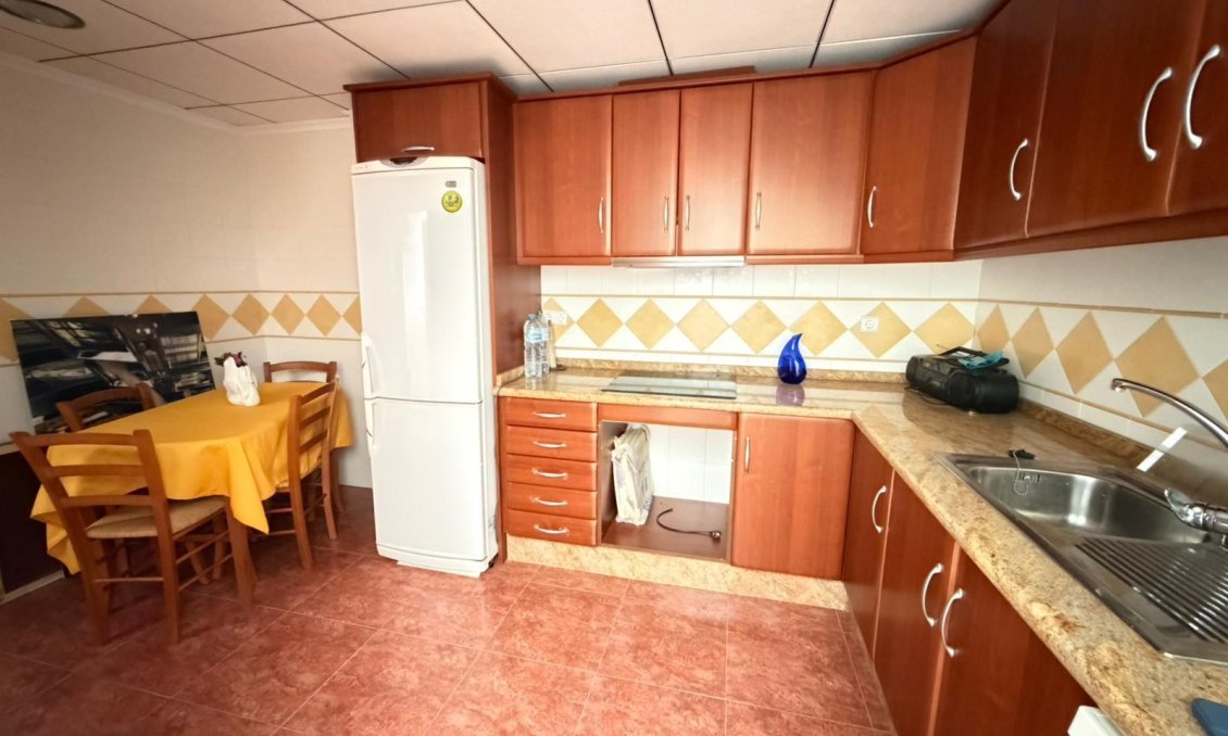 Használt Ingatlanok - Sorház -
Guardamar del Segura - Pueblo