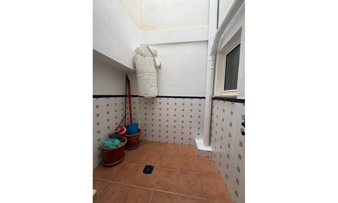 Használt Ingatlanok - Sorház -
Guardamar del Segura - Pueblo