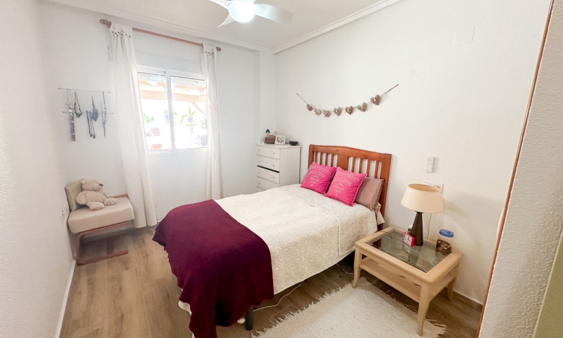 Használt Ingatlanok - Apartman -
Torrevieja - Costa Blanca