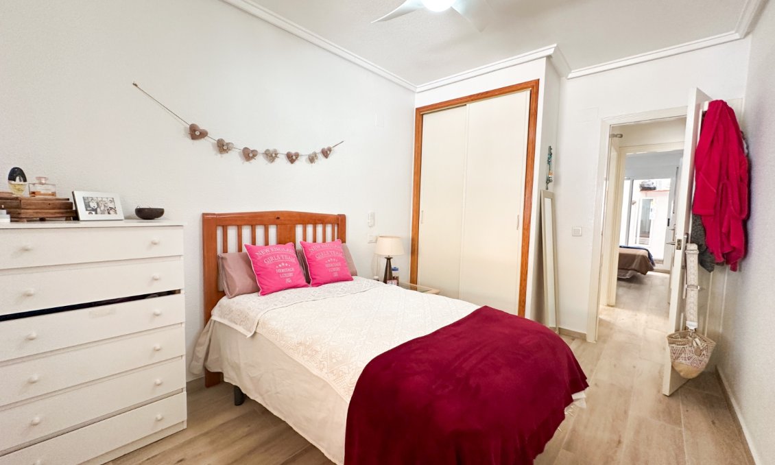 Használt Ingatlanok - Apartman -
Torrevieja - Costa Blanca