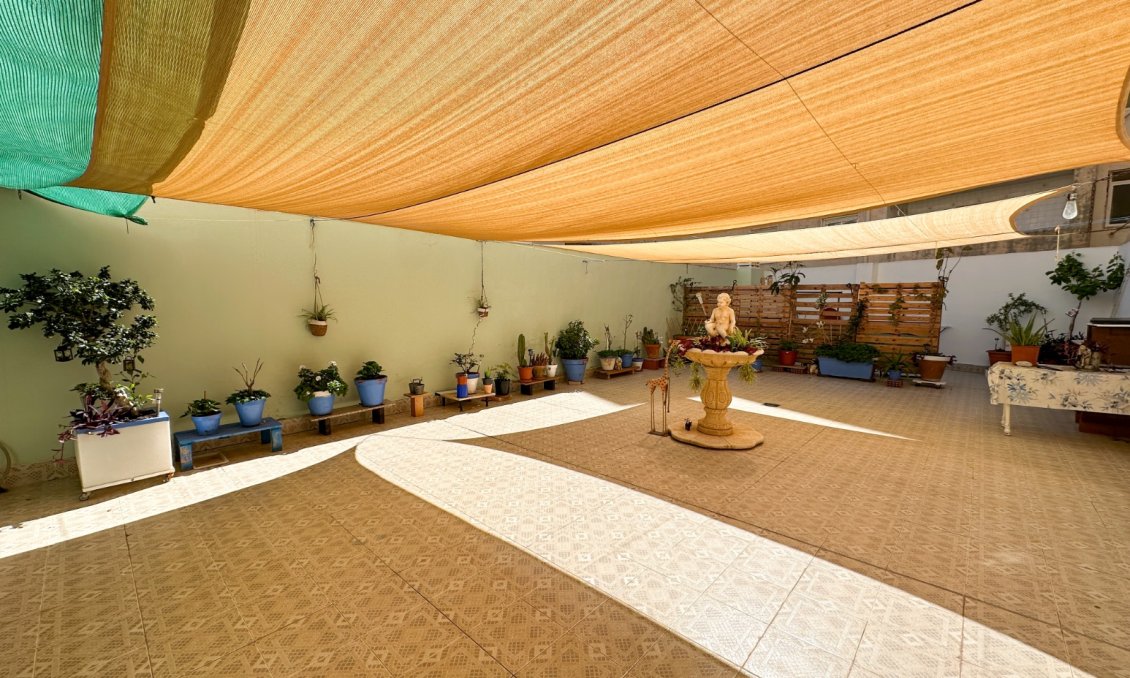 Használt Ingatlanok - Apartman -
Torrevieja - Costa Blanca