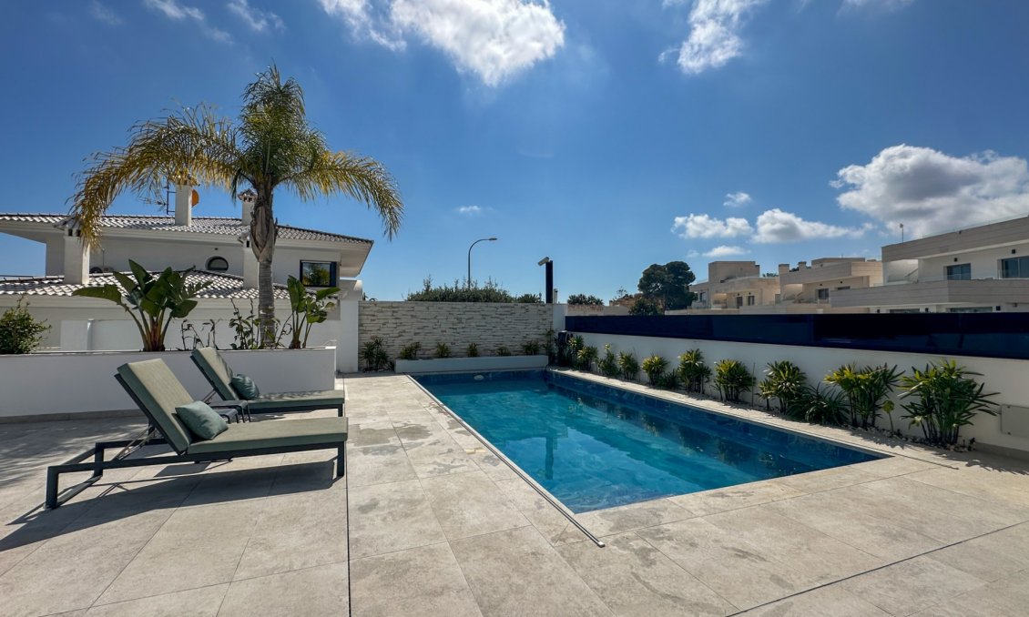 Használt Ingatlanok - Villa -
Orihuela Costa - Costa Blanca