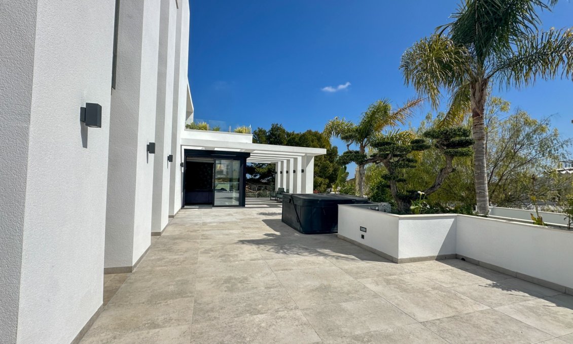 Használt Ingatlanok - Villa -
Orihuela Costa - Costa Blanca