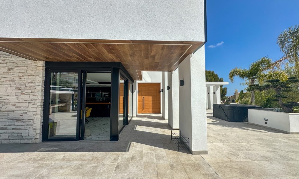 Használt Ingatlanok - Villa -
Orihuela Costa - Costa Blanca