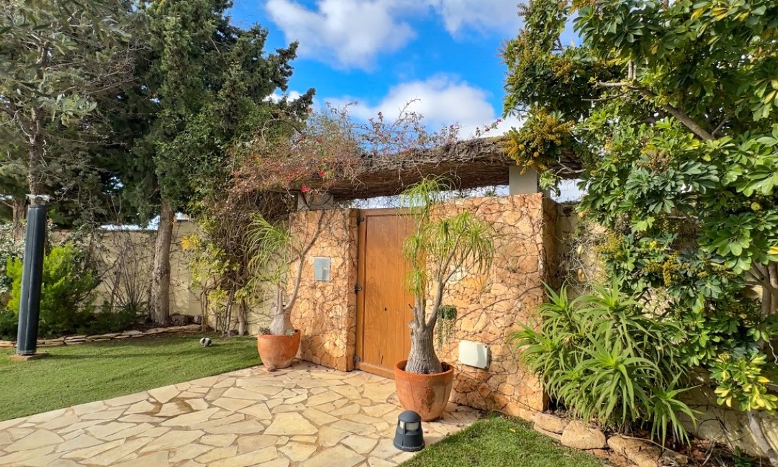 Revânzare - Vilă -
Dehesa de Campoamor - Costa Blanca