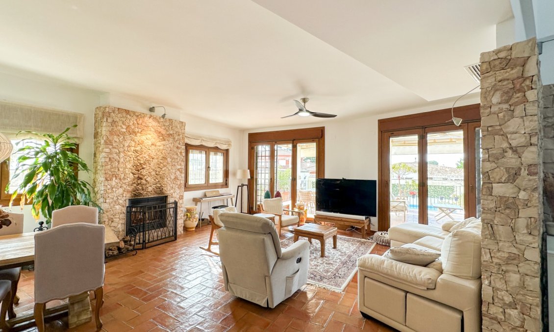 Revânzare - Vilă -
Dehesa de Campoamor - Costa Blanca