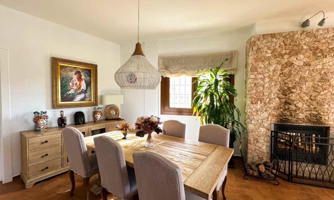 Revânzare - Vilă -
Dehesa de Campoamor - Costa Blanca