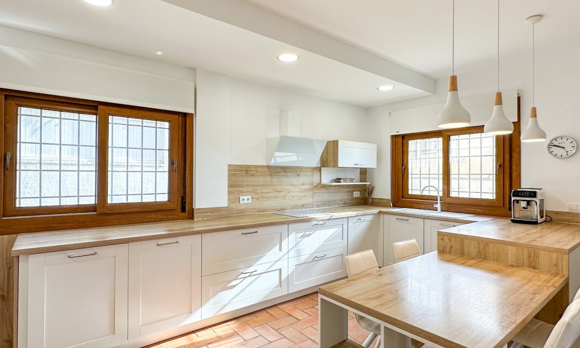 Revânzare - Vilă -
Dehesa de Campoamor - Costa Blanca