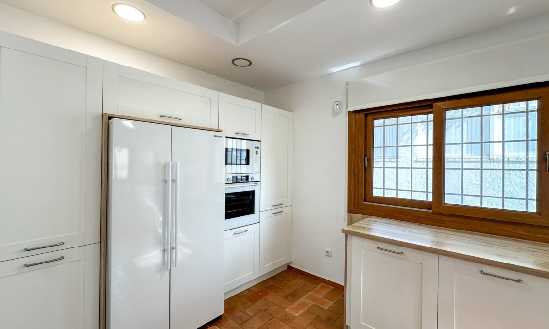 Revânzare - Vilă -
Dehesa de Campoamor - Costa Blanca