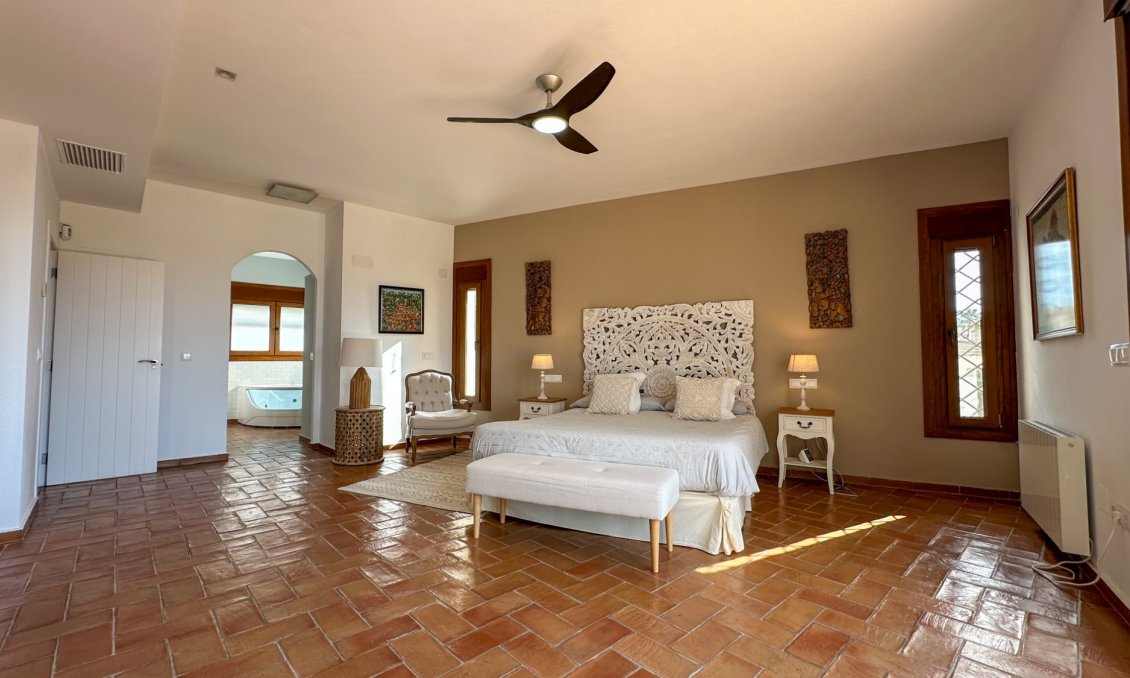 Revânzare - Vilă -
Dehesa de Campoamor - Costa Blanca