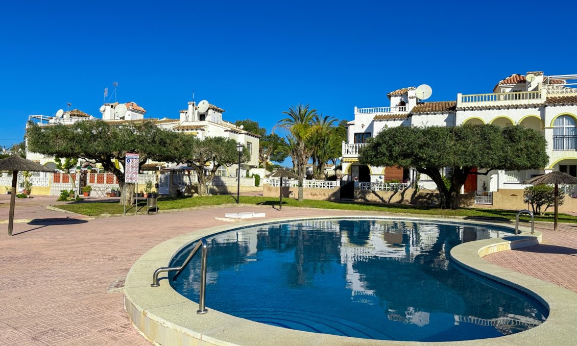 Használt Ingatlanok - Apartman -
Villamartin - Costa Blanca