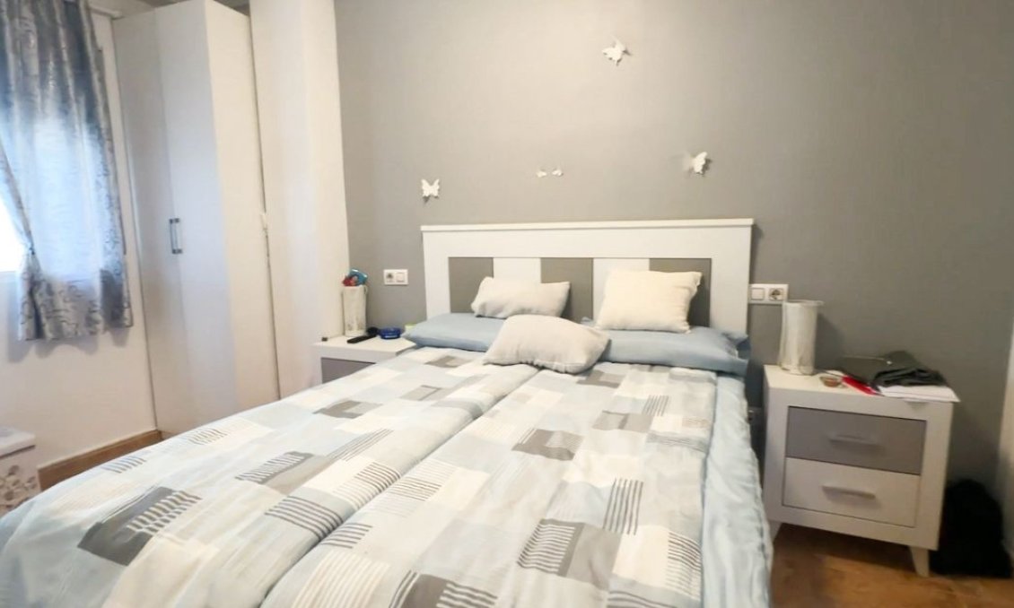 Használt Ingatlanok - Apartman -
Torrevieja - Costa Blanca