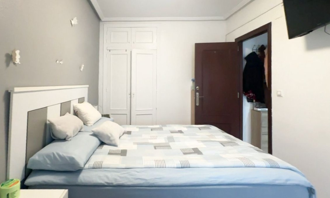 Használt Ingatlanok - Apartman -
Torrevieja - Costa Blanca