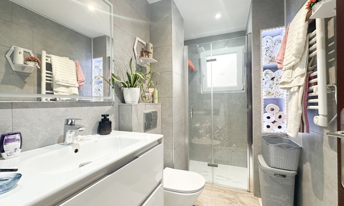 Használt Ingatlanok - Apartman -
Torrevieja - Costa Blanca