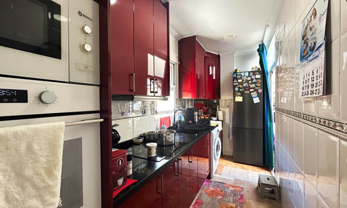 Használt Ingatlanok - Apartman -
Torrevieja - Costa Blanca