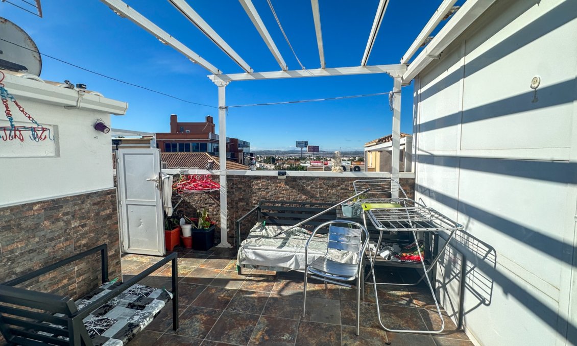 Használt Ingatlanok - Apartman -
Torrevieja - Costa Blanca