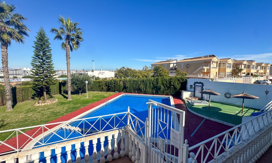 Használt Ingatlanok - Apartman -
Torrevieja - Costa Blanca